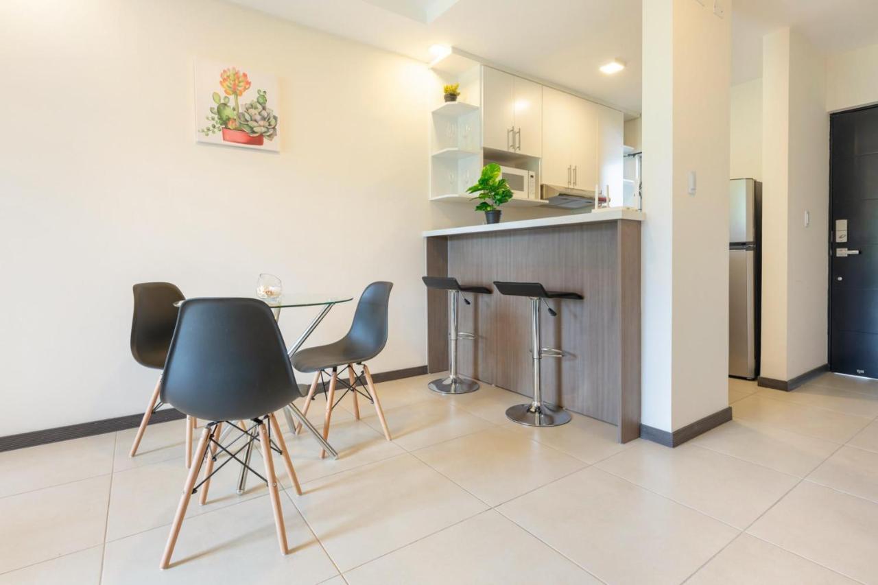 Boulevard Park Apto #27 - 2Bdrm - Selena Segura Heredia Exterior foto